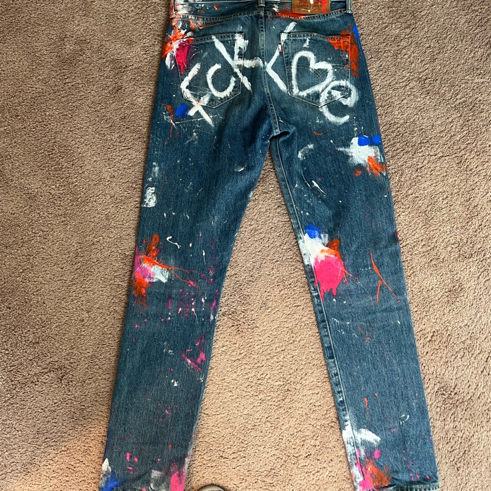 Levi painted jean’ excellent condition